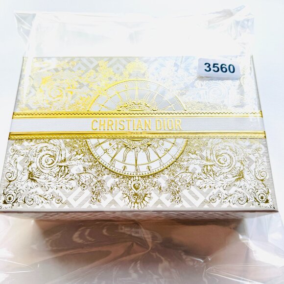 3560 DIOR SKINCARE DIOR BEAUTY IN EXCLUSIVE DIOR HOLIDAY  BOX - Picture 7 of 7